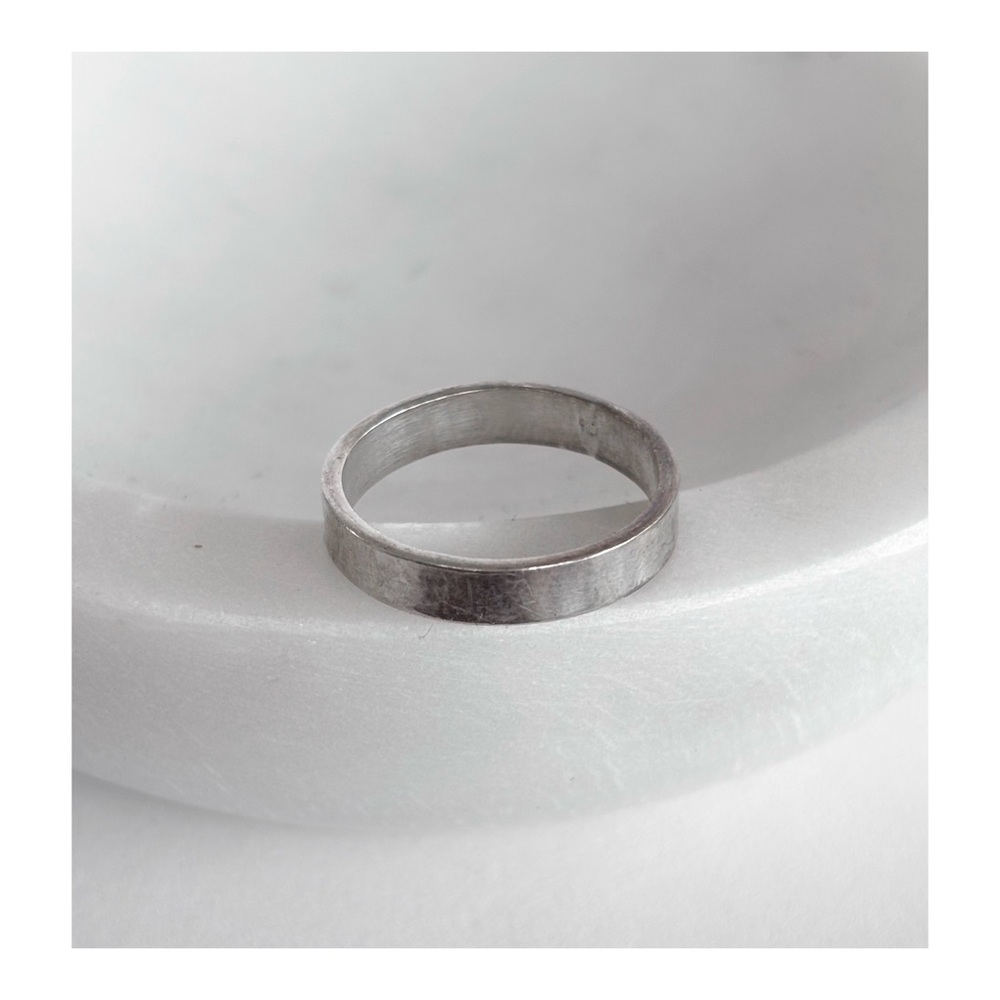 Vintage // Silver 925 Ring Band
